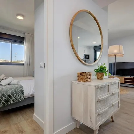 Stylish Floor 2 Bedroom Escape In * Εστεπόνα