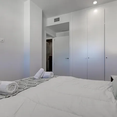 Appartement Stylish Floor 2 Bedroom Escape In