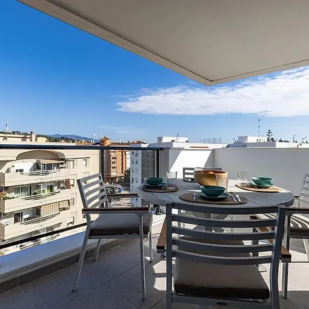 Stylish Floor 2 Bedroom Escape In Appartement *